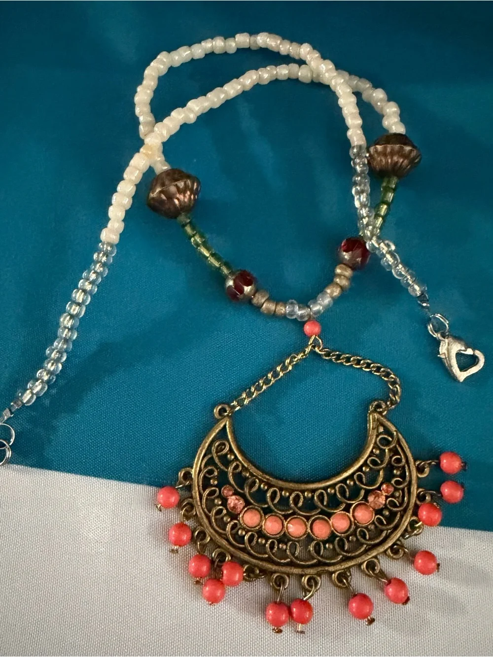 Boho Coral Bead Pendant Necklace - Women Jewelry